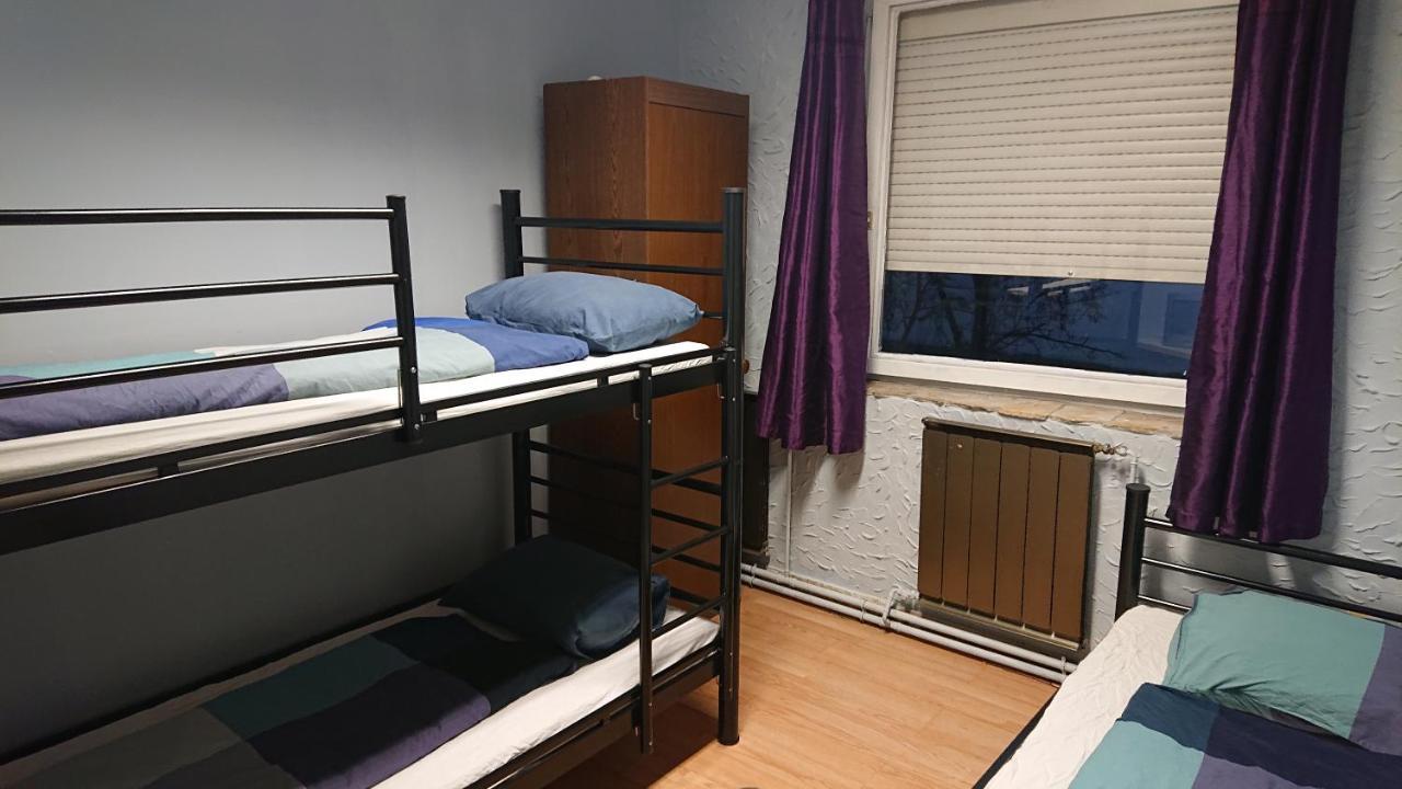 pillangó munkásszálló Budapeste Exterior foto